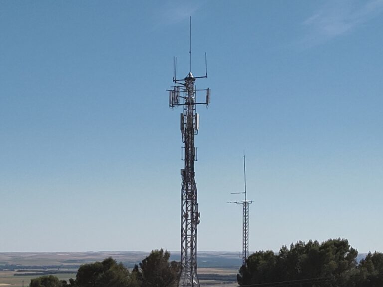 Conectando el Mundo: El impacto de la Ingeniería de Telecomunicaciones